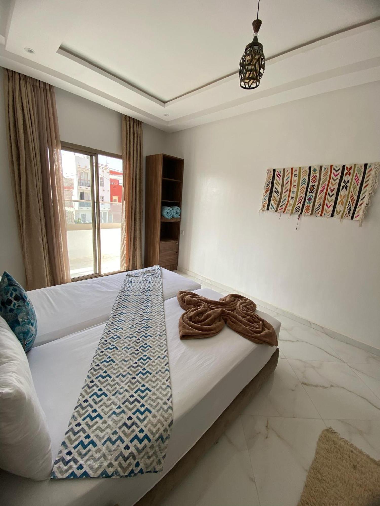 Kaza Moon Hostel Эмуан Экстерьер фото